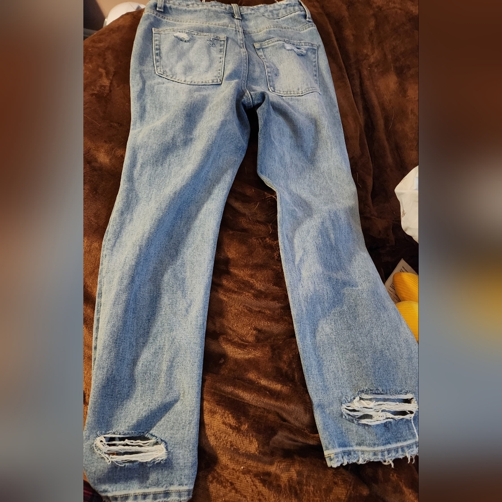 NWT FLYING MONKEY Distressed Jeans